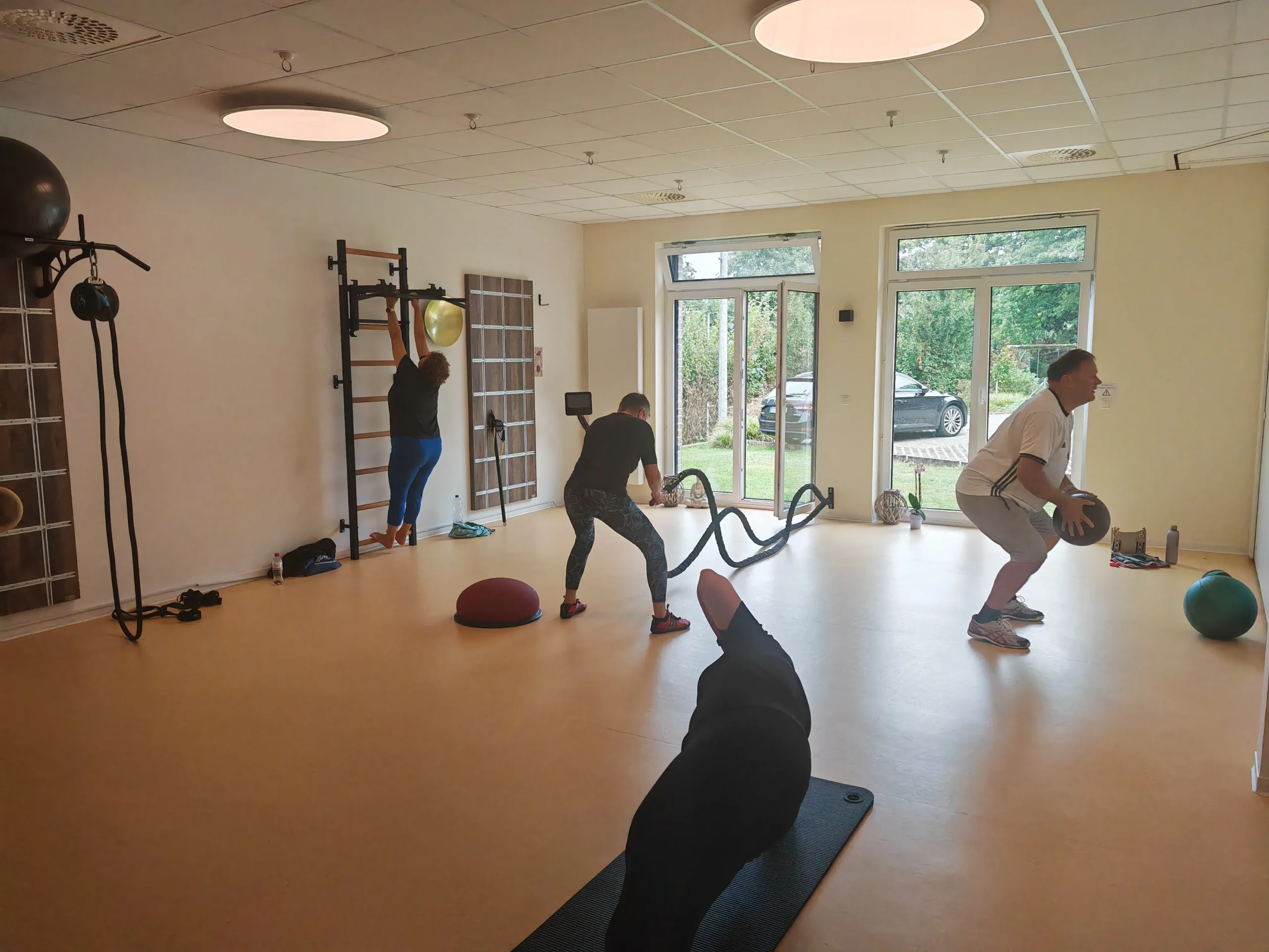 Aktives Training und Therapie in der PHYSIOLounge Neumünster